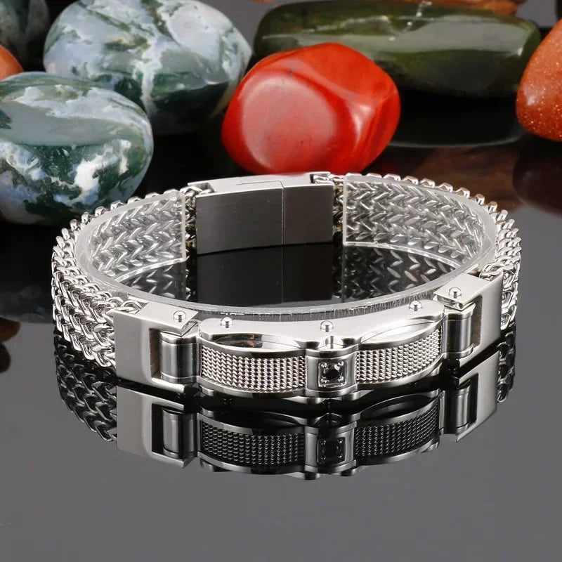 Men's Bracelet As A Gift To Friends